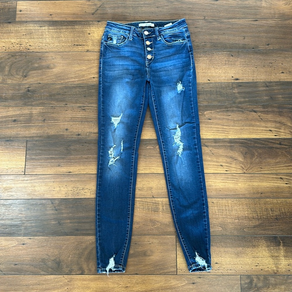 Distressed Kancan skinny jeans